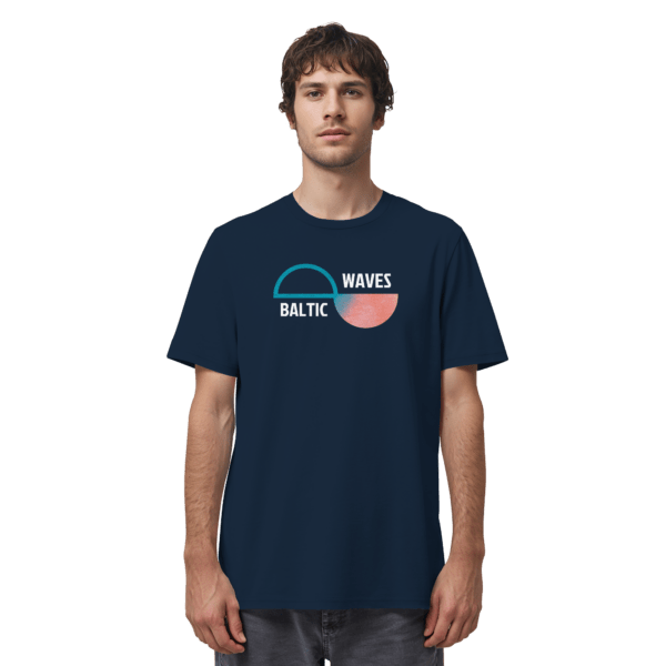 T-Shirt in French Navy mit Baltic Waves Logo